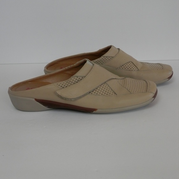 Sesto Meucci Shoes - Sesto Meucci Slip On Beige Shoes